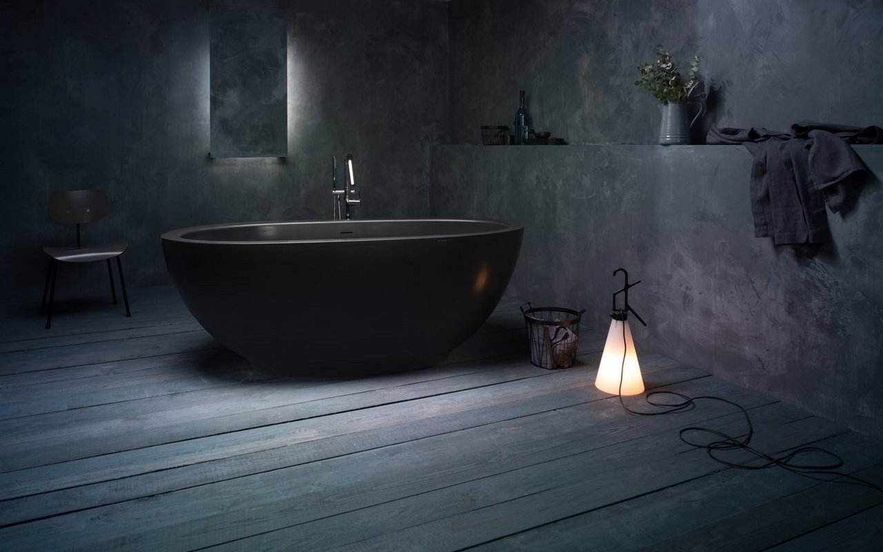 Karolina 2, la Vasca da Bagno Freestanding di Aquatica in pietra NeroX™ – in Nero picture № 0