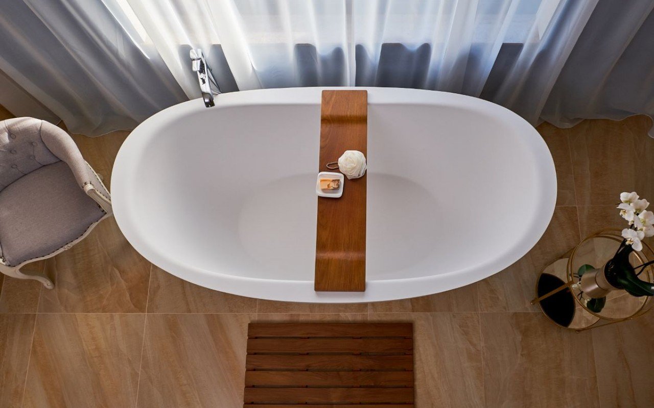 Tidal di Aquatica – Mensola in legno Iroko impermeabile per vasca da bagno picture № 0