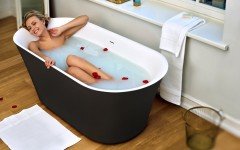Tulip Blck Wht Freestanding Solid Surface Bathtub 03 (web)